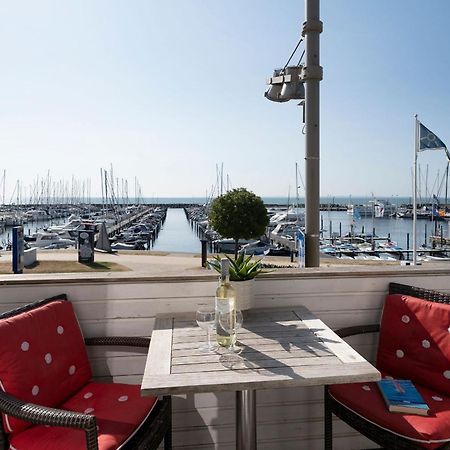 Yachthafen 6 Steuerbord Apartment Gromitz Bagian luar foto