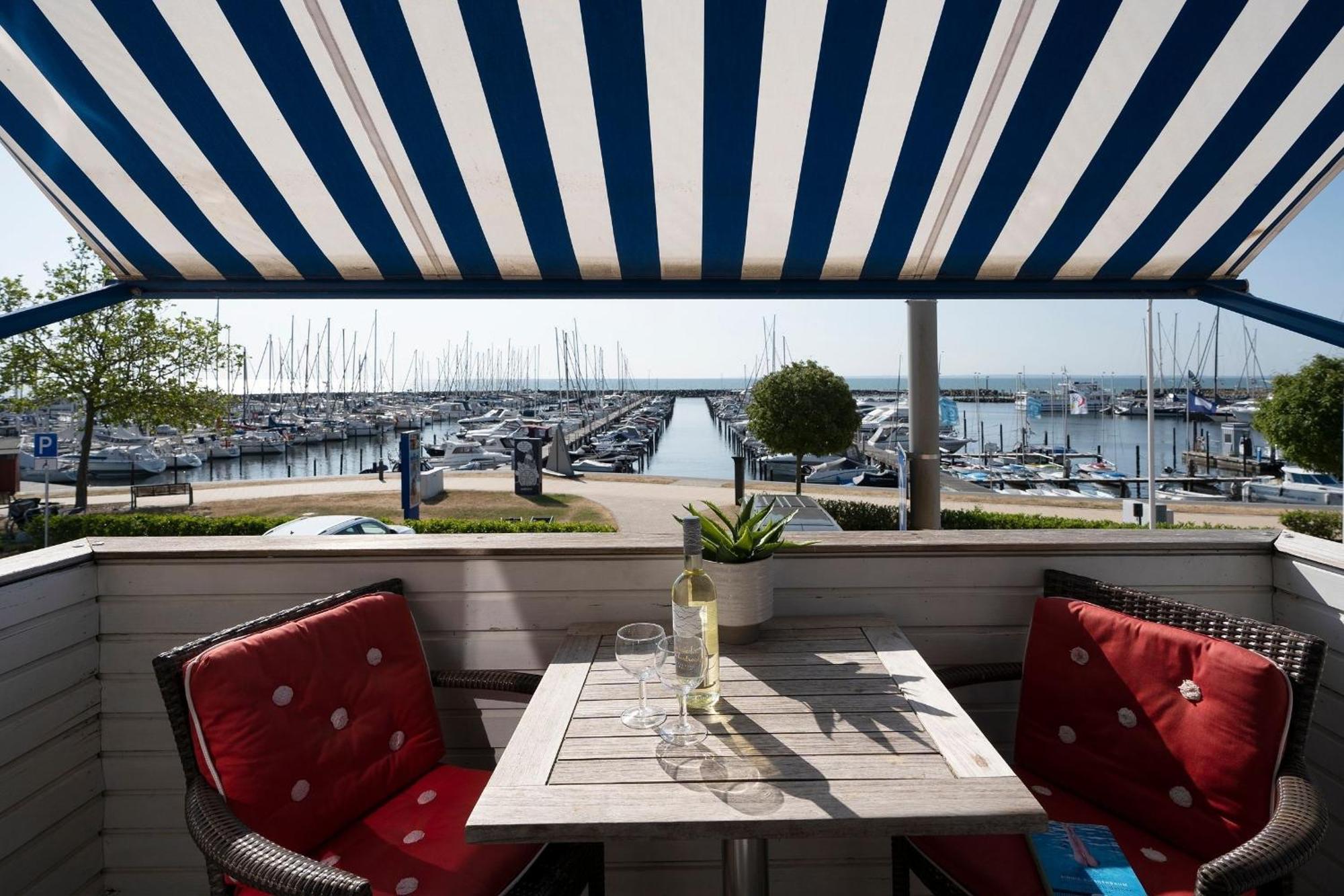 Yachthafen 6 Steuerbord Apartment Gromitz Bagian luar foto